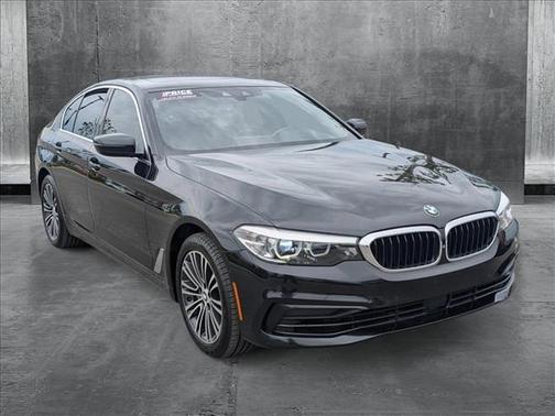 2019 BMW 540 540i