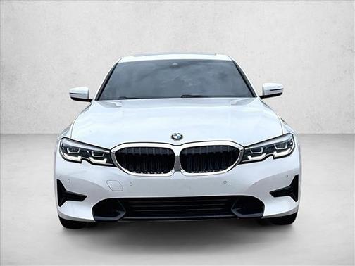 Melbourne Red Meta 2018 BMW 320 i