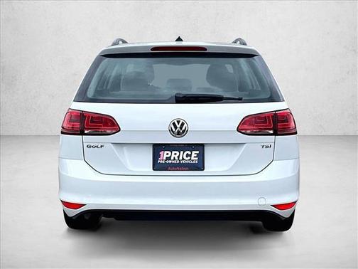 2016 Volkswagen Golf SportWagen TSI S 4-Door