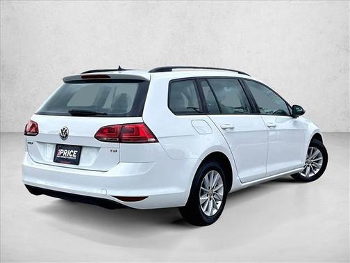 2016 Volkswagen Golf SportWagen TSI S 4-Door