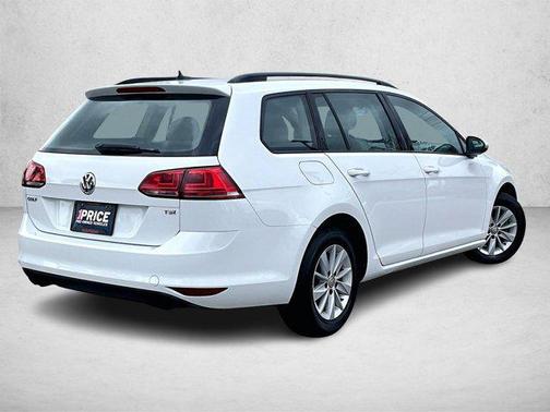 2016 Volkswagen Golf SportWagen TSI S 4-Door