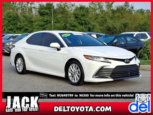 2022 Toyota Camry LE