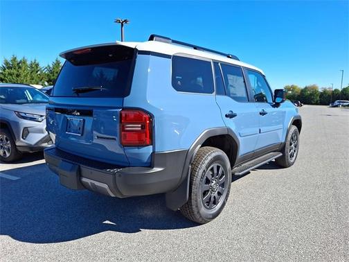 2025 Toyota Land Cruiser 