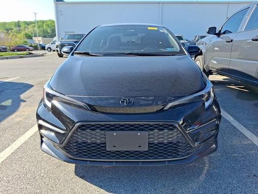 Midnight Black Metallic 2025 Toyota Corolla SE