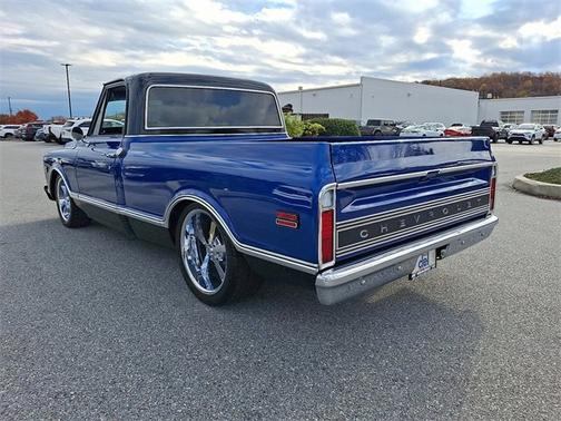 1968 Chevrolet C10/K10 SLAMMED