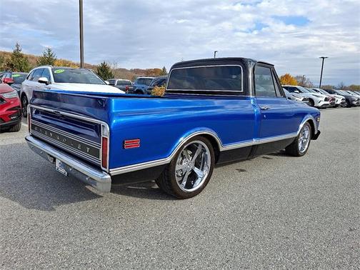 1968 Chevrolet C10/K10 SLAMMED