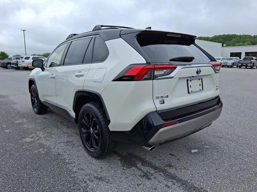2022 Toyota RAV4 Hybrid XSE