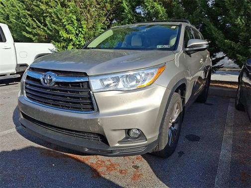 2014 Toyota Highlander LE