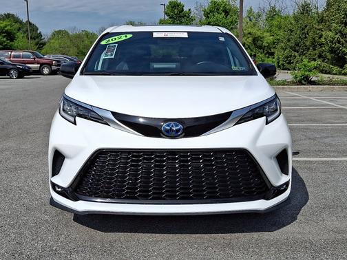 2021 Toyota Sienna XSE 7 Passenger