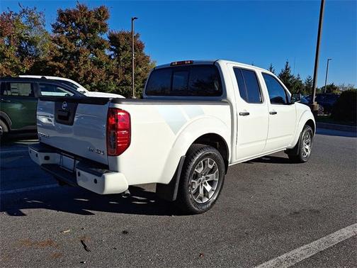2021 Nissan Frontier SV
