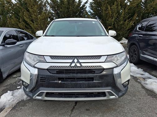 2019 Mitsubishi Outlander SE