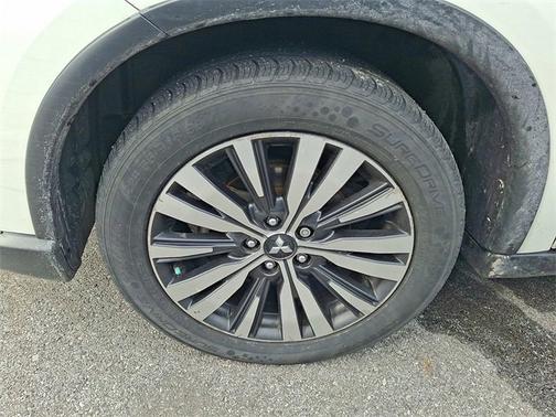 2019 Mitsubishi Outlander SE