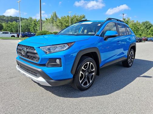 2019 Toyota RAV4 Adventure