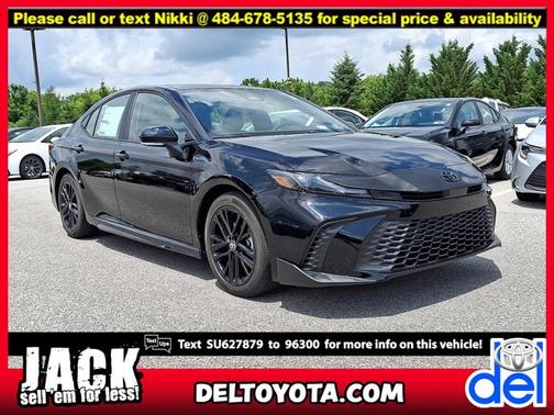 2025 Toyota Camry SE