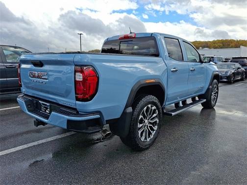 2025 GMC Canyon 4WD Denali