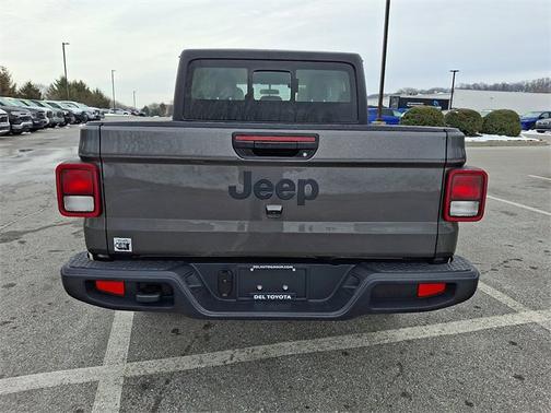 2024 Jeep Gladiator Sport