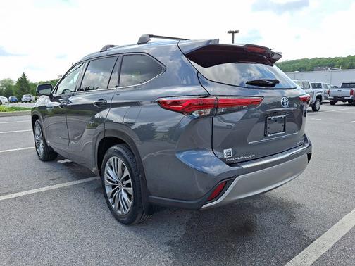 2020 Toyota Highlander Hybrid Limited Premium