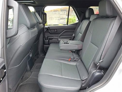 2025 Toyota 4Runner TRD Off Road