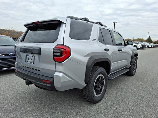 2025 Toyota 4Runner TRD Off Road