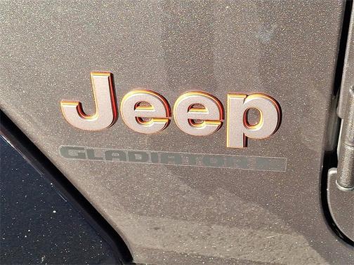 2025 Jeep Gladiator Mojave X