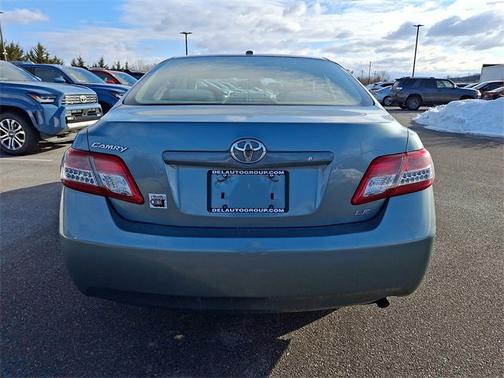 2011 Toyota Camry LE
