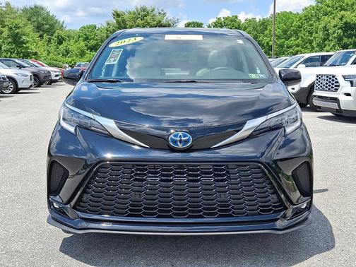 2023 Toyota Sienna XSE