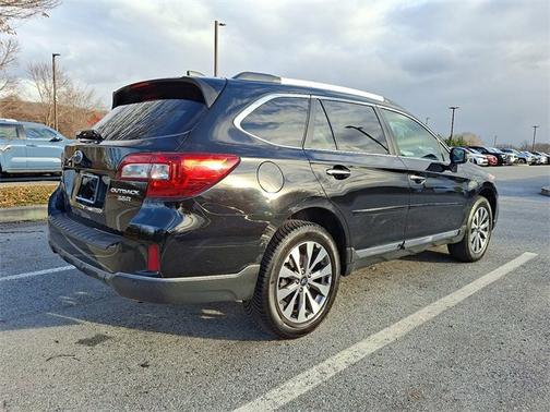 2017 Subaru Outback Touring