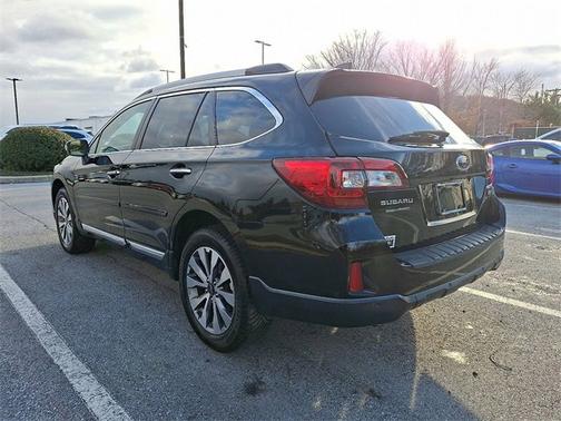 2017 Subaru Outback Touring