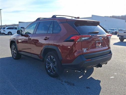 2022 Toyota RAV4 Hybrid XLE Premium