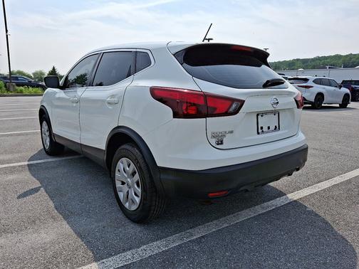 2018 Nissan Rogue Sport S