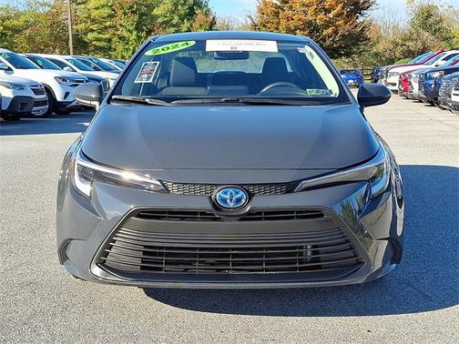 2024 Toyota Corolla Hybrid LE