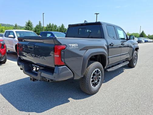 2025 Toyota Tacoma TRD Off Road