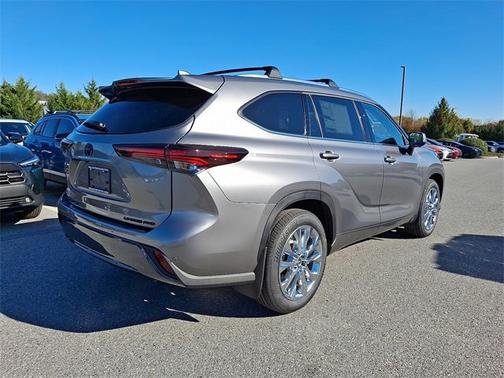 2025 Toyota Highlander Limited