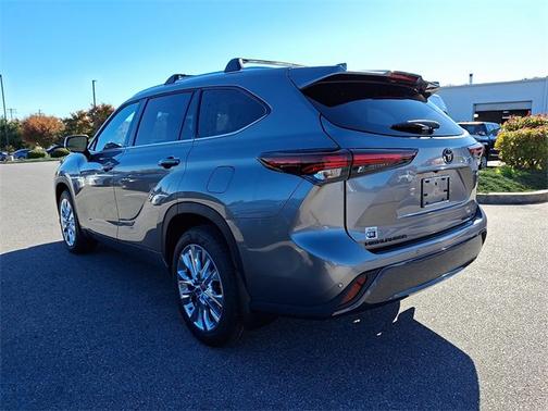 2025 Toyota Highlander Limited