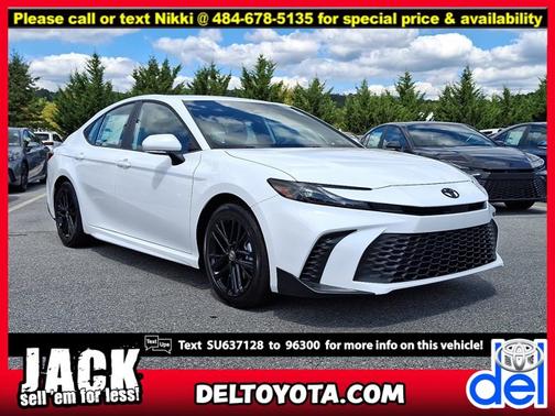 2025 Toyota Camry SE