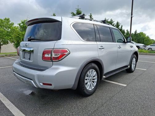 2017 Nissan Armada SV