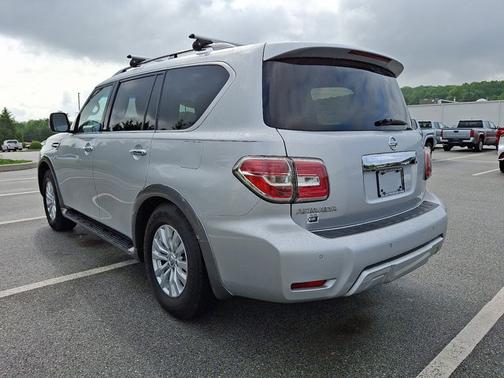 2017 Nissan Armada SV