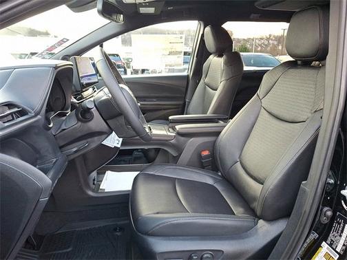 2026 Toyota Sienna Woodland Edition