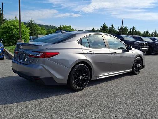Heavy Metal 2025 Toyota Camry SE