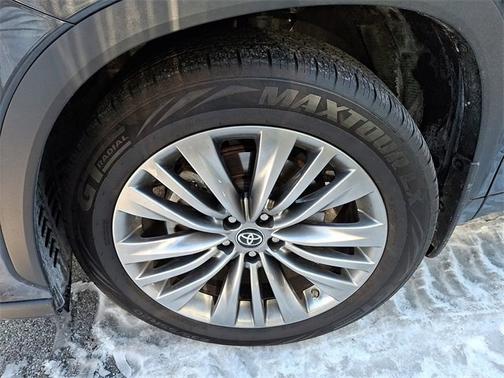 2020 Toyota Highlander Hybrid Limited Premium