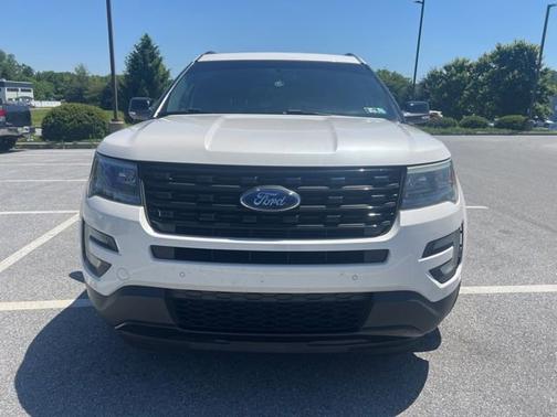 White Platinum Clearcoat Metallic 2016 Ford Explorer Sport