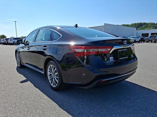 2016 Toyota Avalon Hybrid Limited