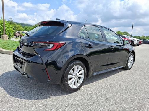 2023 Toyota Corolla Hatchback SE