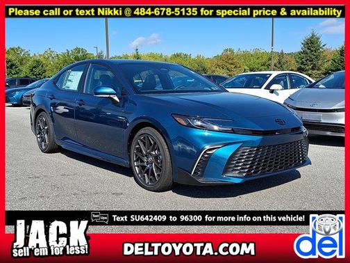 2025 Toyota Camry SE
