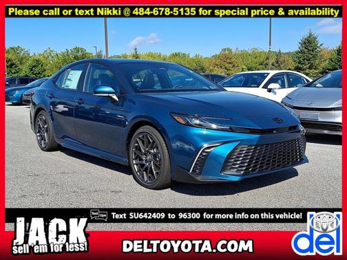 2025 Toyota Camry SE