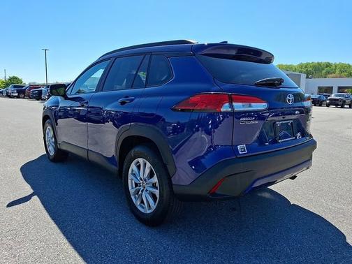 Blue Crush Metallic 2023 Toyota Corolla Cross LE