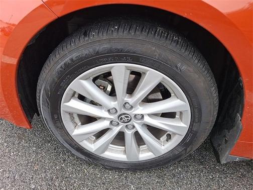 2025 Toyota Corolla Hatchback SE