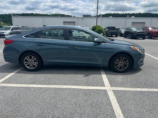 Nouveau Blue 2015 Hyundai SONATA SE