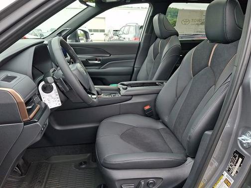 Heavy Metal   1L5 2026 Toyota Grand Highlander Hybrid MAX Platinum