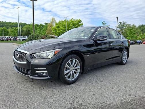 Black Obsidian 2016 INFINITI Q50 2.0t Premium